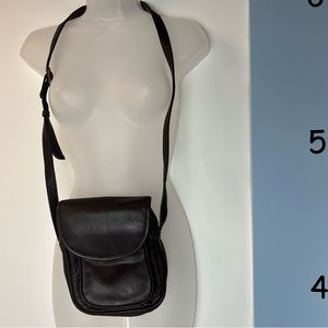 ILI New York‎ Brown Cowhide Leather Crossbody Bag